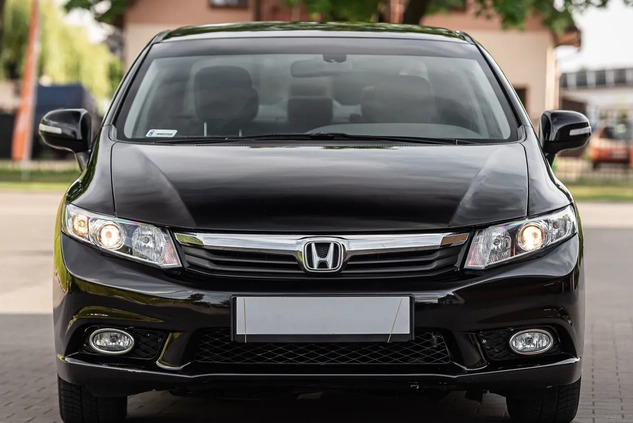 Honda Civic cena 39700 przebieg: 110000, rok produkcji 2012 z Sędziszów Małopolski małe 326